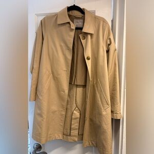 Everlane The Mac Coat, size 4, beige trench coat